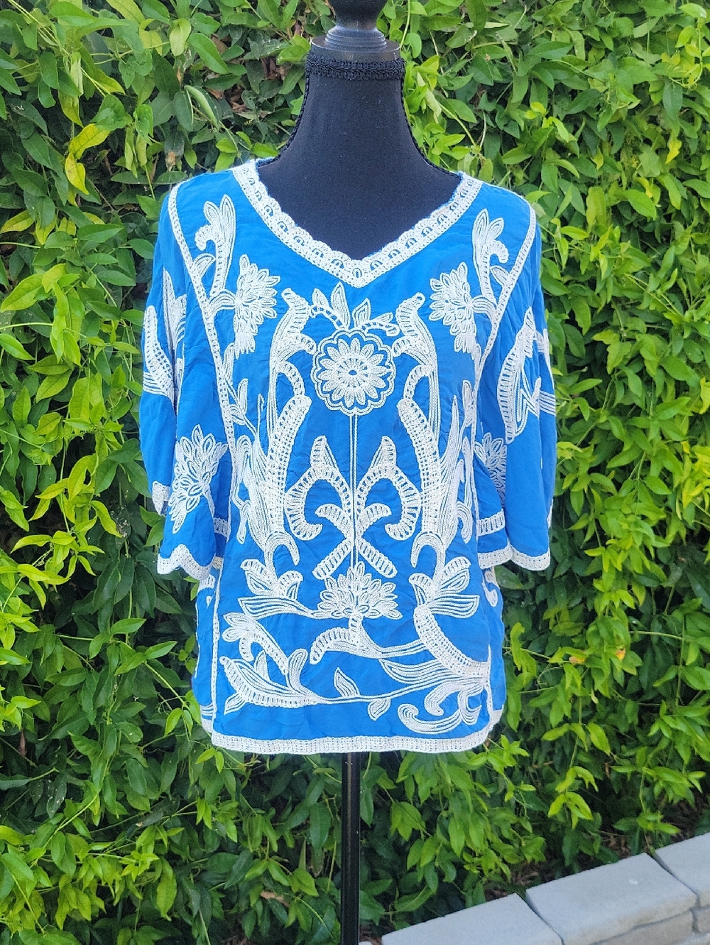 Blue Boho Embroidered V-Neck Peasant Top White Floral Appliqué Butterfly Sleeves